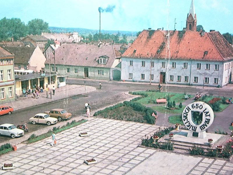 DREZDENKO. PLAC 15 GRUDNIA FOT. R. REED
