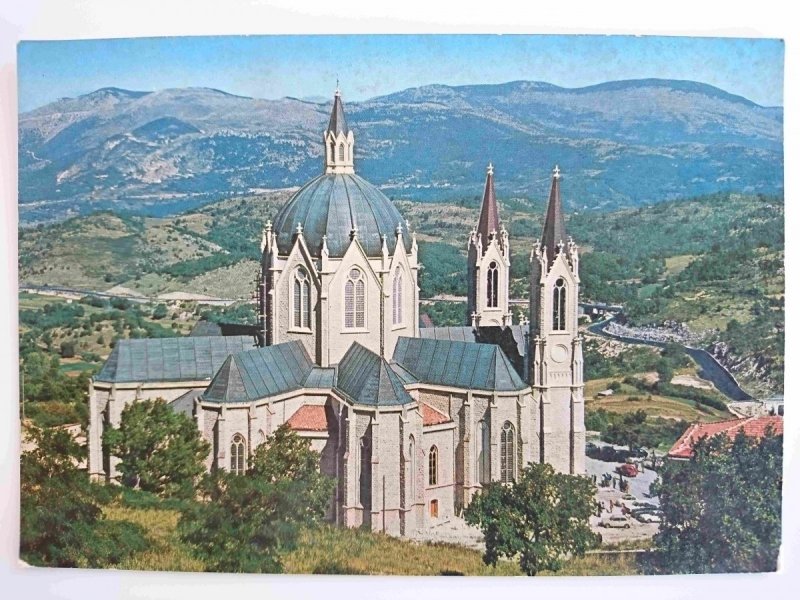 SALUTI DAL SANTUARIO DI CASTELPETROSO
