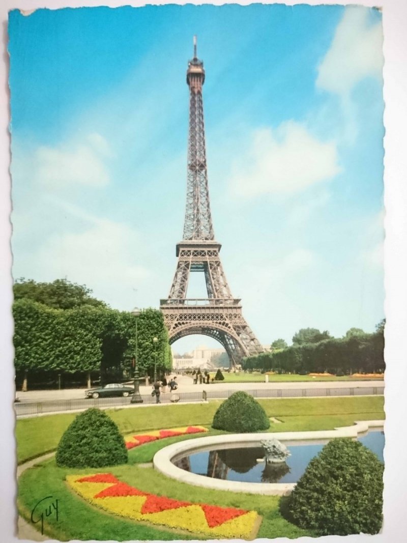 PARIS ET SES MERVEILLES. LA TOUR EIFFEL