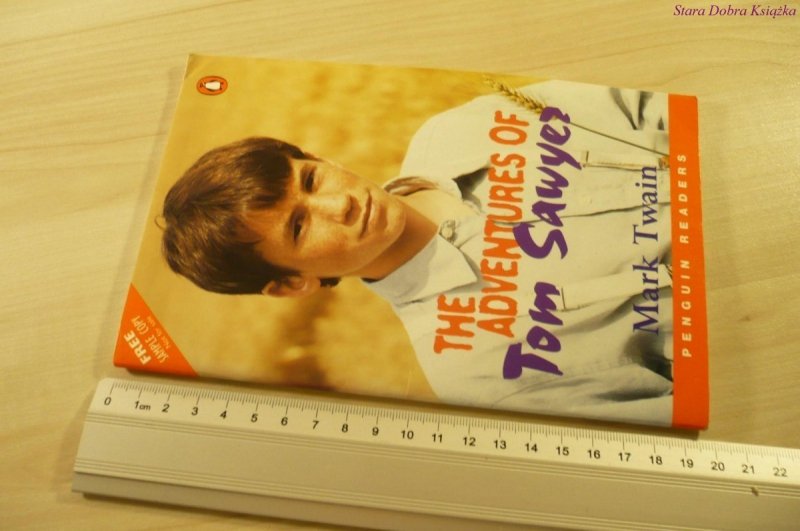 THE ADVENTURES OF TOM SAWYER - Mark Twain (2000)