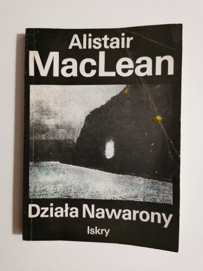 DZIAŁA NAWARONY - Alistair MacLean 1989
