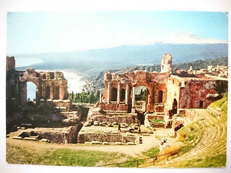 TAORMINA. SCENA DEL TEATRO GRECO