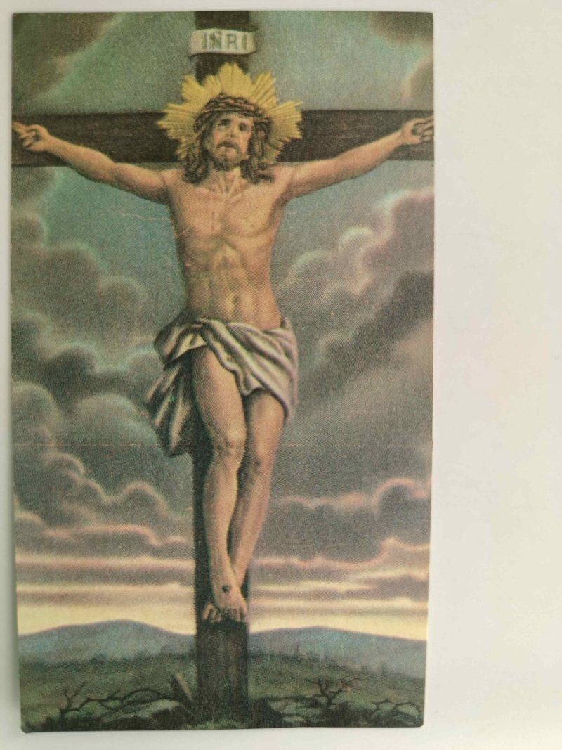 JEZUS WISZĄCY NA KRZYŻU