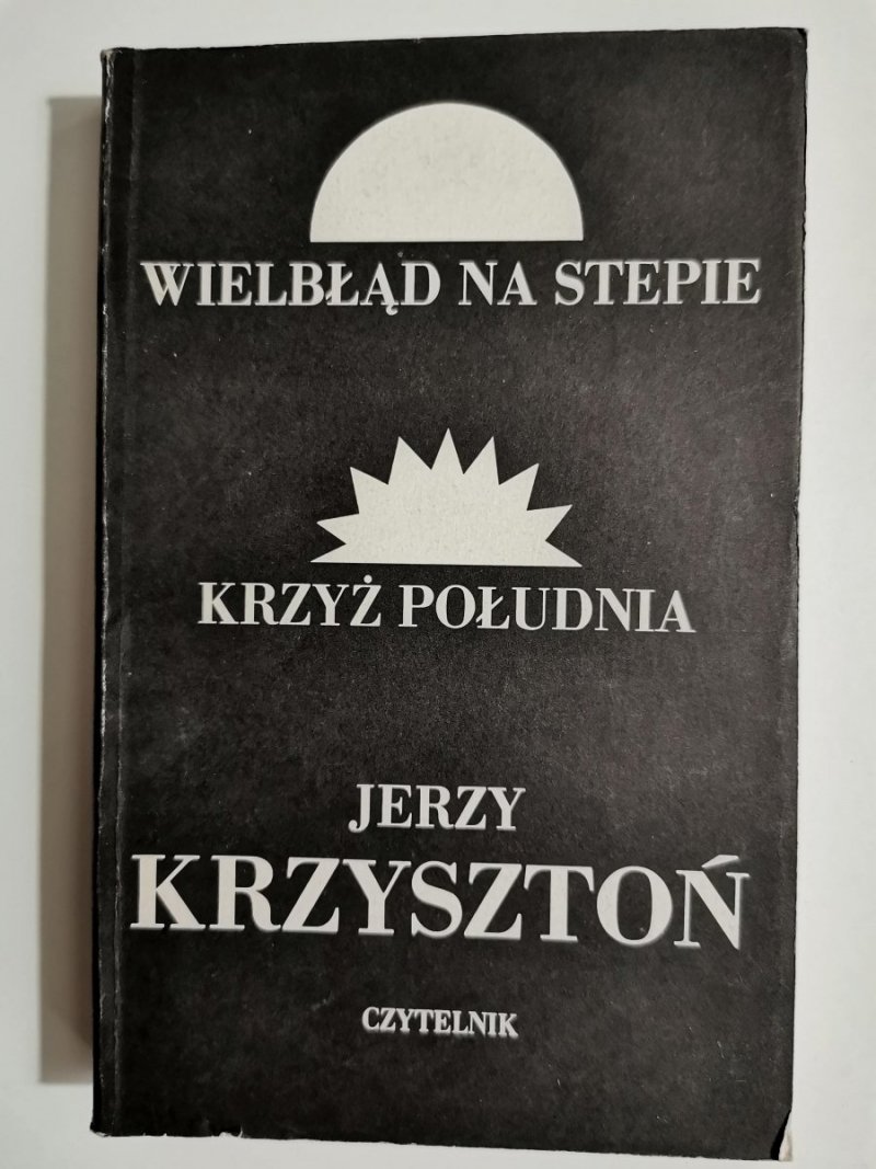WIELBŁĄD NA STEPIE