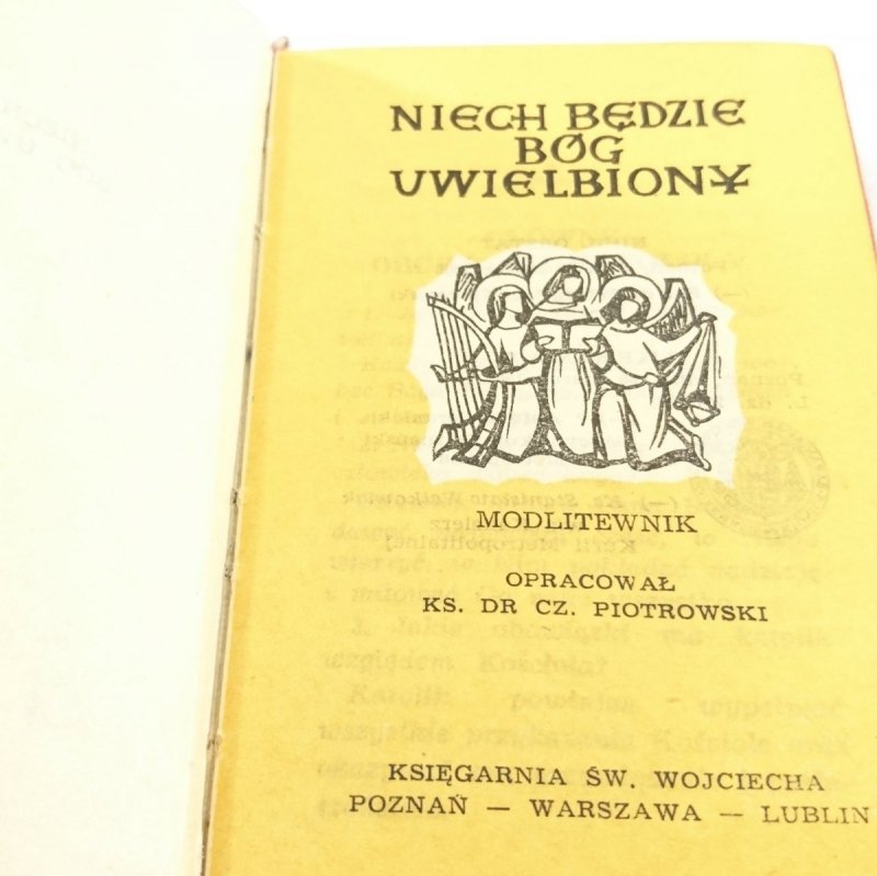 NIECH BĘDZIE BÓG UWIELBIONY. MODLITEWNIK 1968
