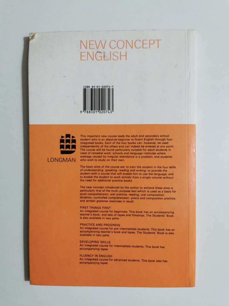 FIRST THINGS FIRST. STUDENT'S BOOK - LG Alexander 1996