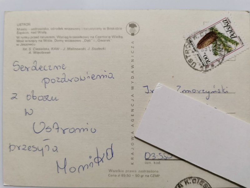 USTROŃ. CZTERY UJĘCIA FOT. CIESIELSKA I INNI