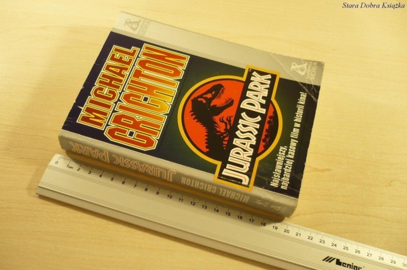 JURASSIC PARK - Michael Crichton (1993)