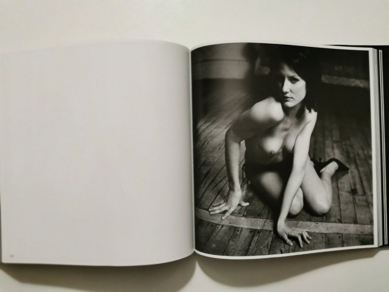 NUDE PHOTOGRAPHY. KONEMANN 