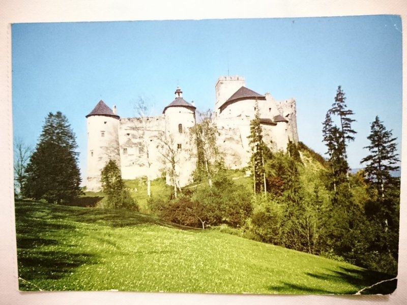 NIEDZICA. ZAMEK PIERWOTNIE GOTYCKI FOT. M. RACZKOWSKI