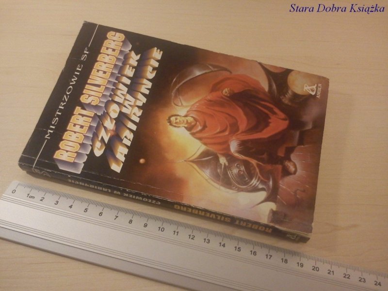CZŁOWIEK W LABIRYNCIE - Robert Silverberg