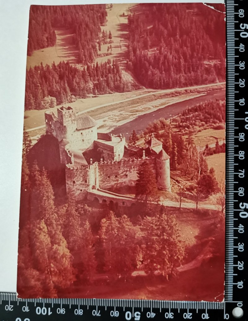 NIEDZICA. ZAMEK