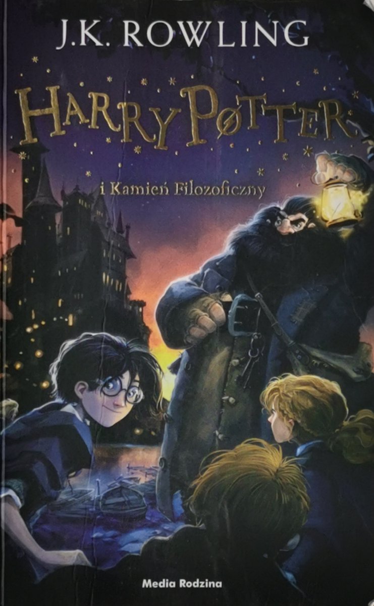 HARRY POTTER I KAMIEŃ FILOZOFICZNY - J. K. Rowling