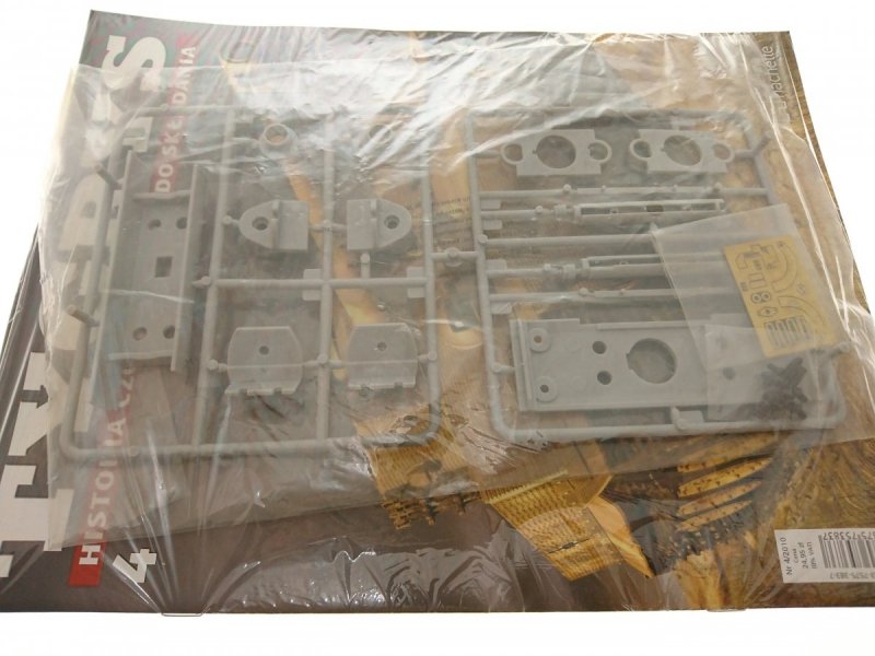 TYGRYS HISTORIA CZOŁGU I MODEL DO SKŁADANIA NR 004