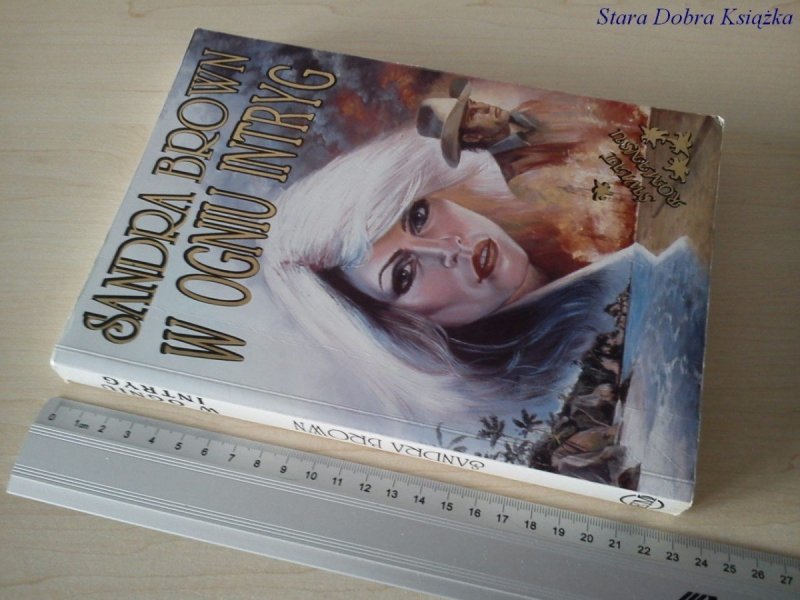W OGNIU INTRYG - Sandra Brown