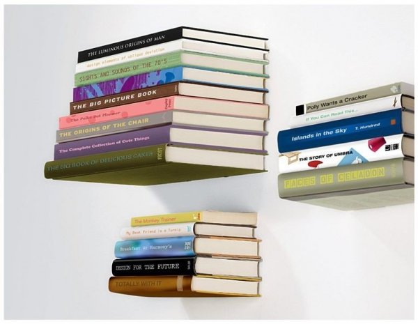 Niewidzialna półka na książki