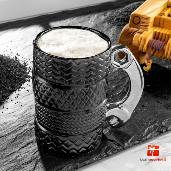 Kubek opony ceramiczny ze srebrnym kluczem