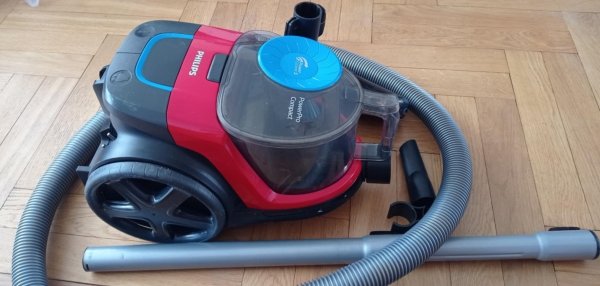 Odkurzacz bezworkowy Philips FC9330/09 UŻYWANY (900W; kolor czarny, kolor czerwony)