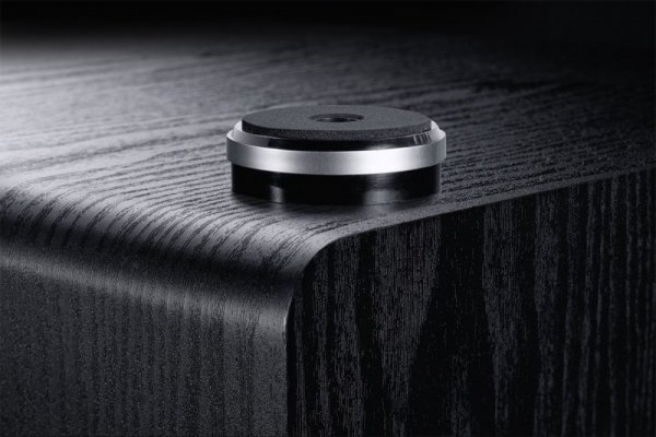 Subwoofer aktywny Magnat Alpha RS 12 czarny
