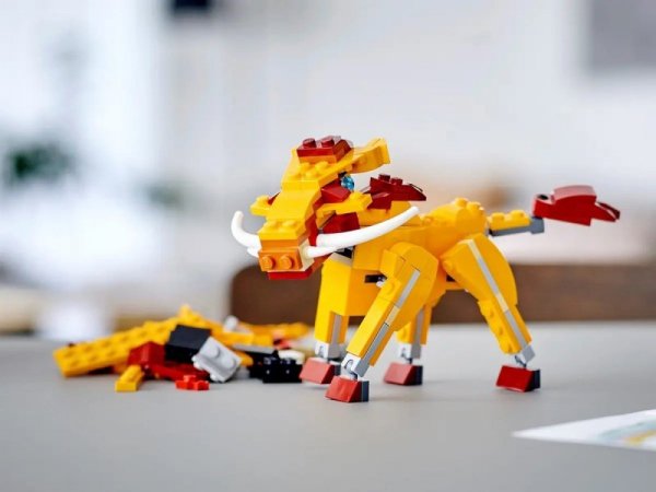 LEGO Creator 31112 Dziki lew
