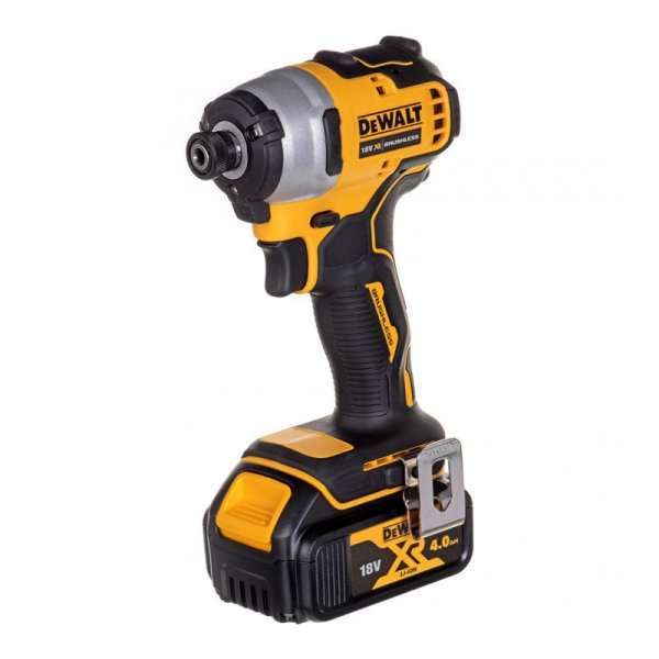 Zestaw narzędzi Combo 18V 2x4,0Ah DCK2062M2T DEWALT