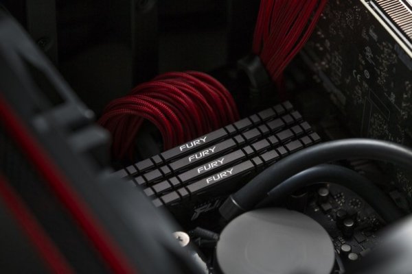 KINGSTON DDR4 16GB 3600MT/s CL16 DIMM FURY Renegade Czarny