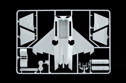 Italeri Model plastikowy F-22 Raptor