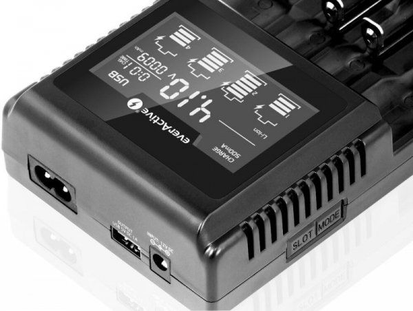everActive Ładowarka uniwersalna UC-4000 do akumulatorów i ogniw