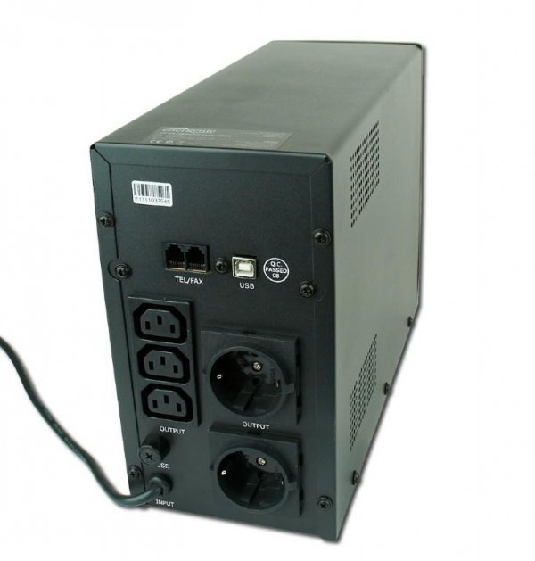 Zasilacz awaryjny UPS 1200VA z LCD Gembird