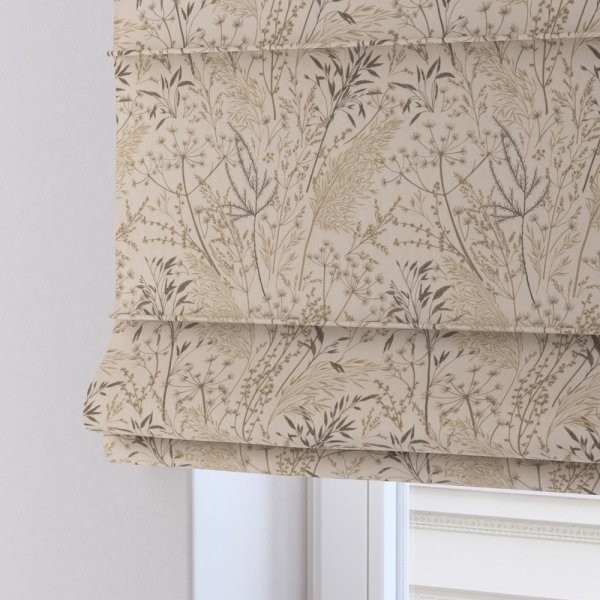 Zasadniczo kanaliki tej rolety znajdują się z przodu rolety