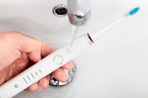 Szczoteczka soniczna do mycia zębów SD200B