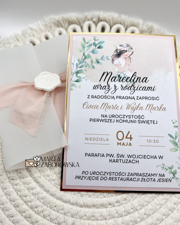 Zaproszenia na Pierwszą Komunię Świętą w kalce, ze wstążką i lakiem