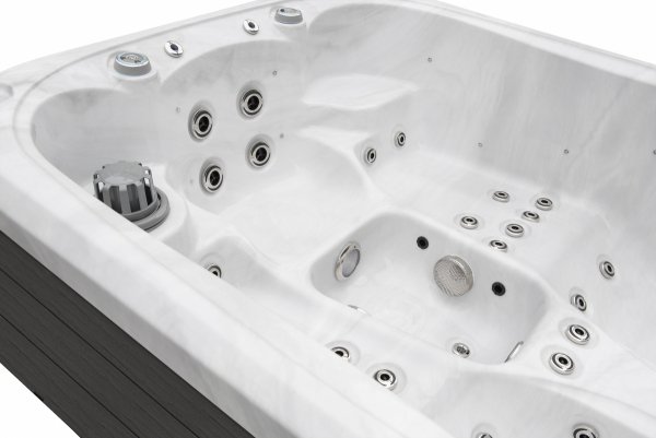 Canadian Spa - Emerald White marble