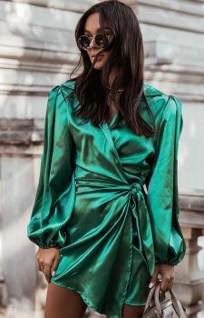 Elegancka satynowa sukienka zielona