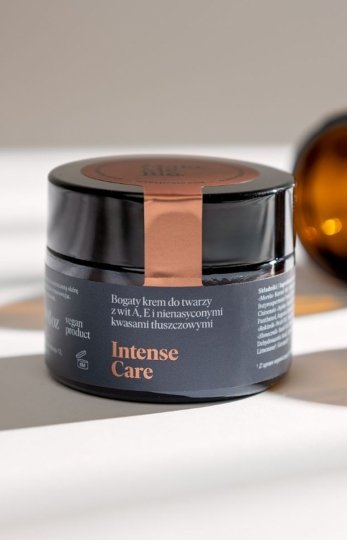 Bogaty krem do twarzy z wit A, E i nienasyconymi kwasami tłuszczowymi 50ml