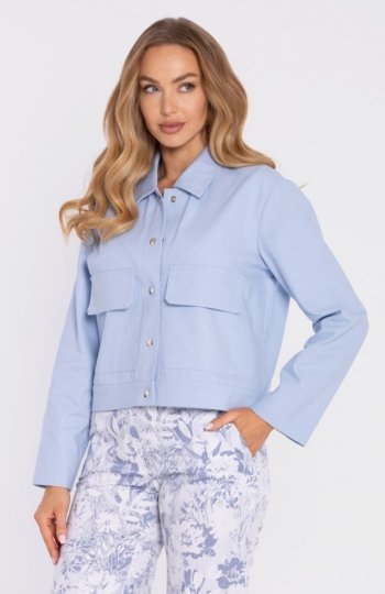 Moe krótka kurtka na napy z kieszeniami błękitna M909 