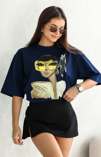 Oversizowy t-shirt damski żółte okulary granatowy