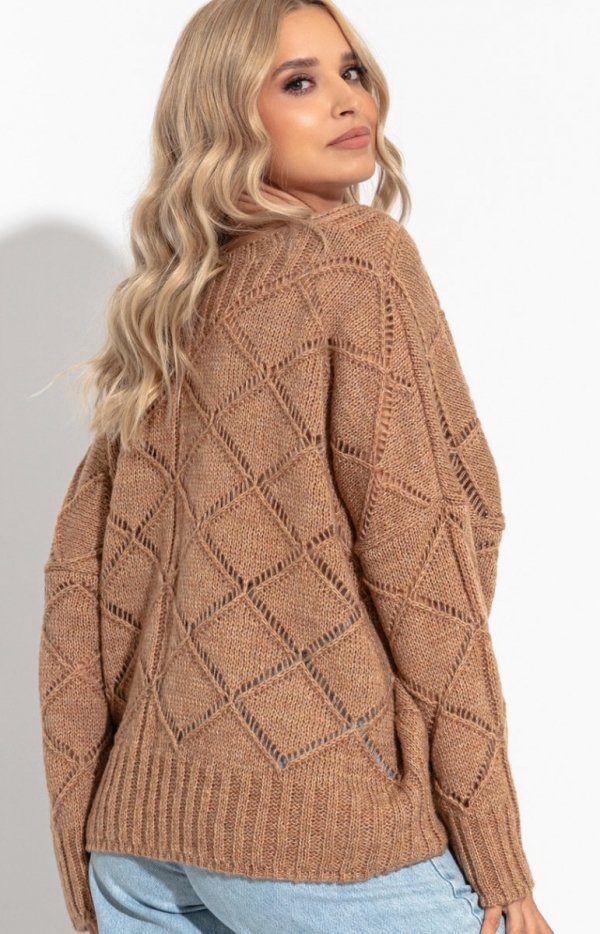 Oversizowy karmelowy sweter Fobya F1263 tył