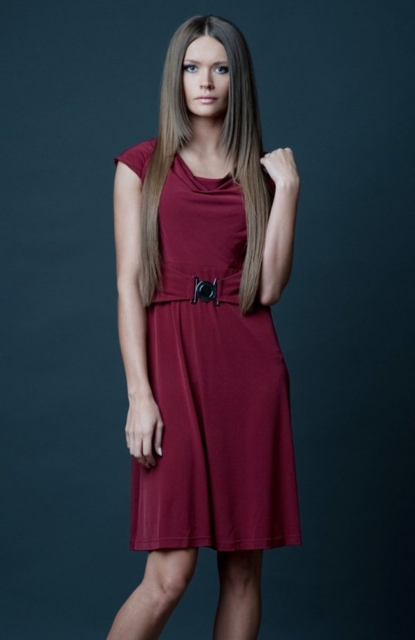 Vera Fashion Milena sukienka bordowa