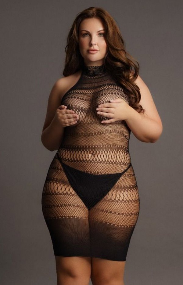 Dopasowana sukienka erotyczna plus size