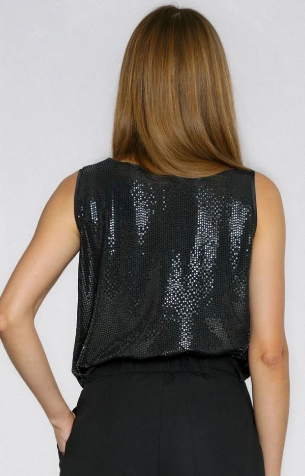 Błyszcząca bluzka na szerokich ramiączkach czarna tył