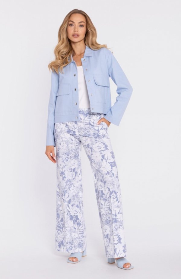 Moe krótka kurtka na napy z kieszeniami błękitna M909 