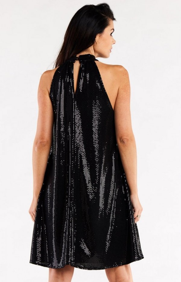 Rozkloszowana mini sukienka połyskująca czarna A563 tył