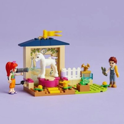 LEGO Friends 41696 Kąpiel dla Kucyków w Stajni Konik 60 klocków 4+