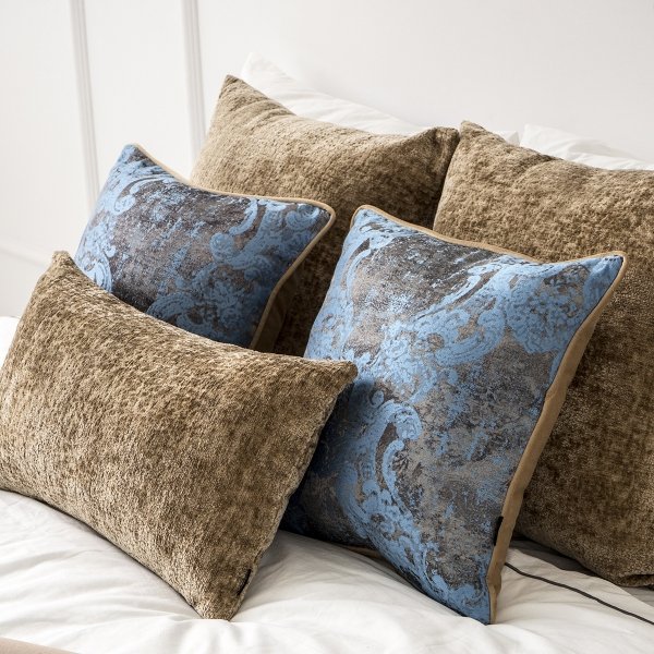 Blue-Beige Decorative Pillow Gold 40x40