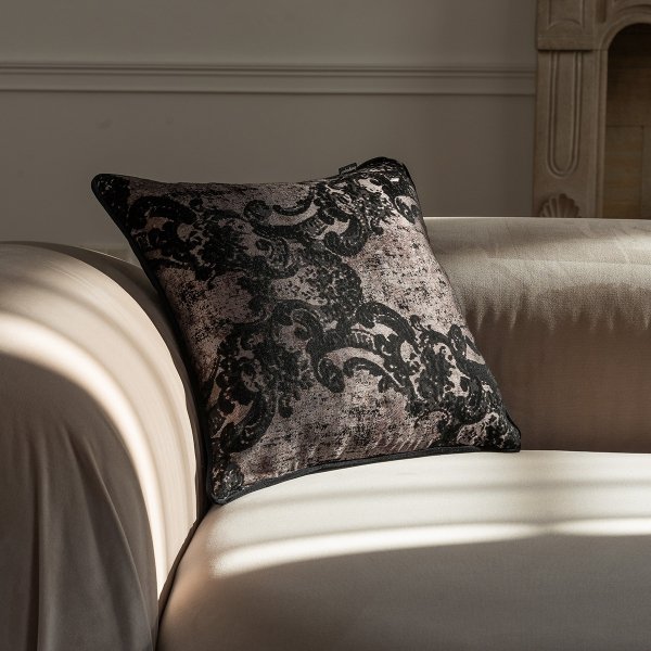 Black Decorative Pillow Gold 40x40