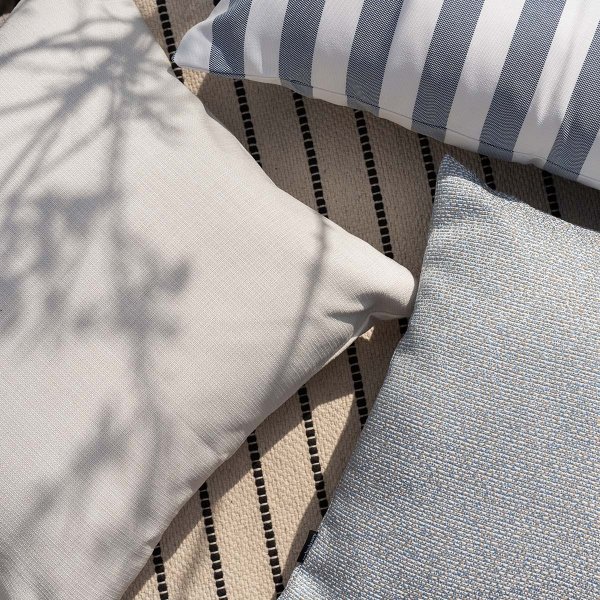 Cream and Blue Garden Cushion Set Ketama