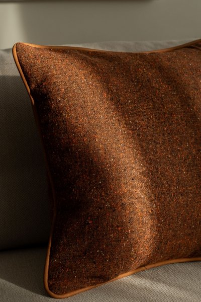 Ruda poduszka dekoracyjna WOOL 45X45
