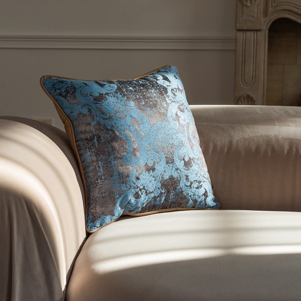 Blue Decorative Pillow Set Touch+Gold