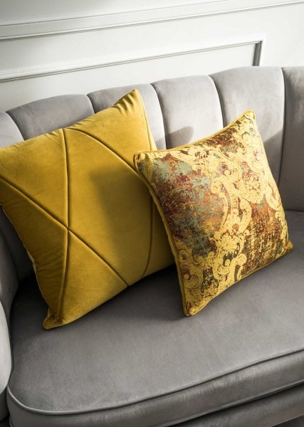 Gold Decorative Pillow Set Touch+Gold